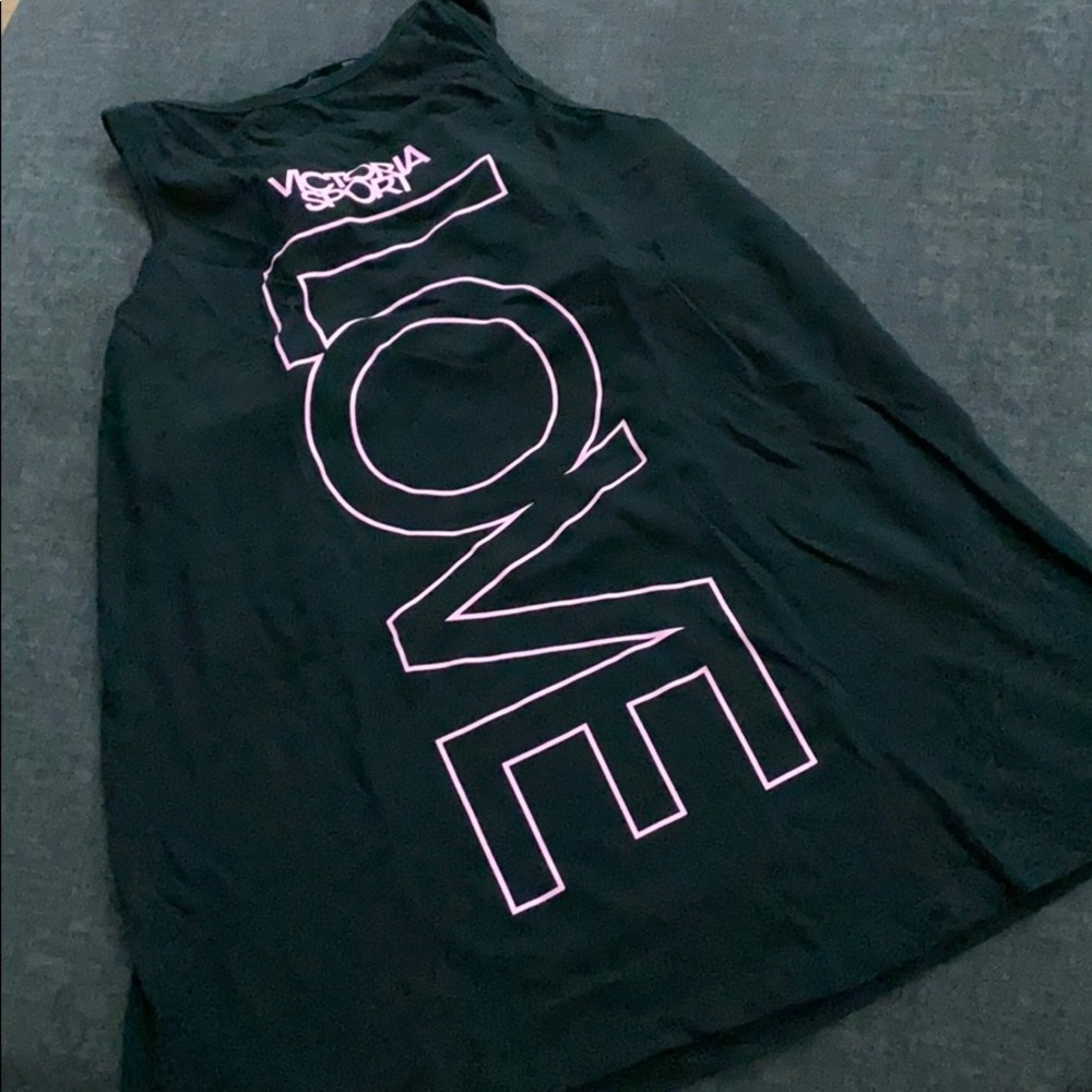 Victoria Sport strappy back tank